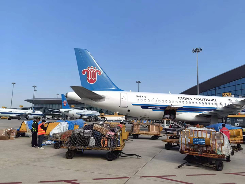 寿县到和田空运公司-航空